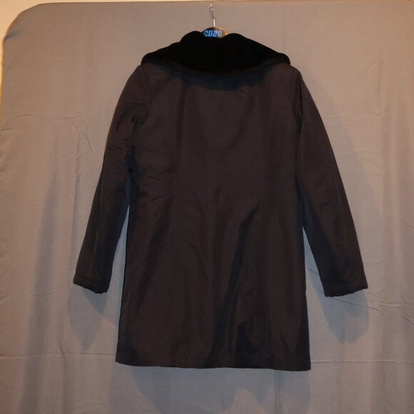 Gallery Coat - Picture 6 of 7